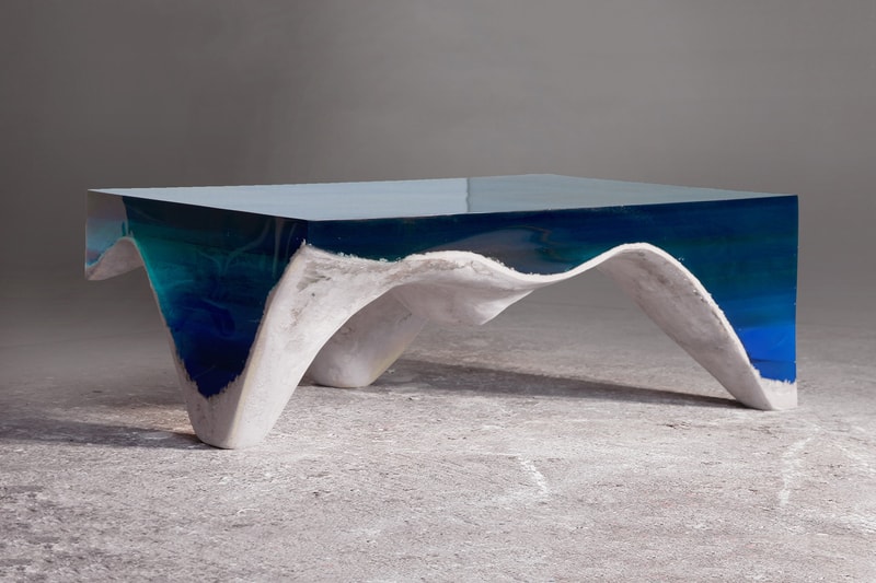 Eduard Locota 以深海為靈感打造「delMare Table」創意桌子
