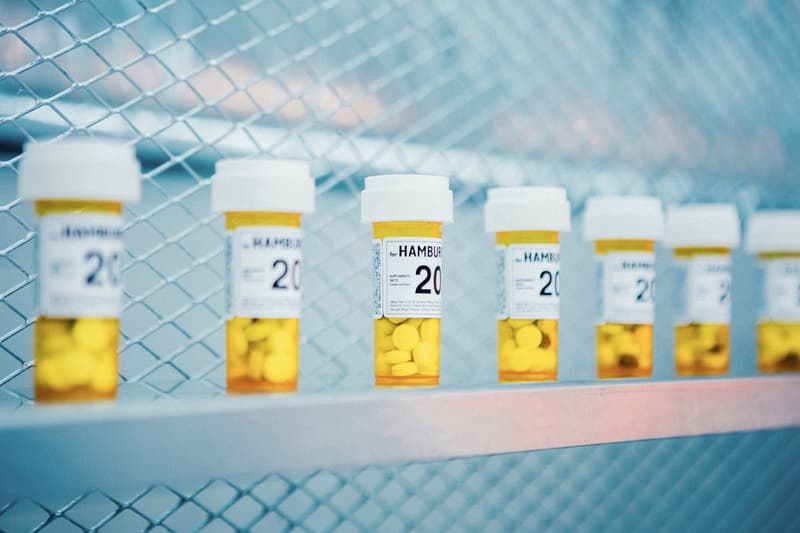 Fast Food Aid: 全球首家針對垃圾食品愛好者的「保健品」店