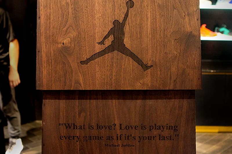 走進 Marcus Jordan 所開設 Trophy Room 球鞋店鋪