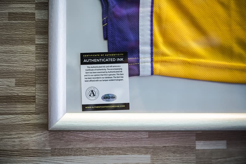 hypebeast eats snkrholic