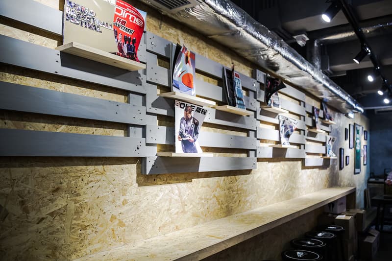 hypebeast eats snkrholic