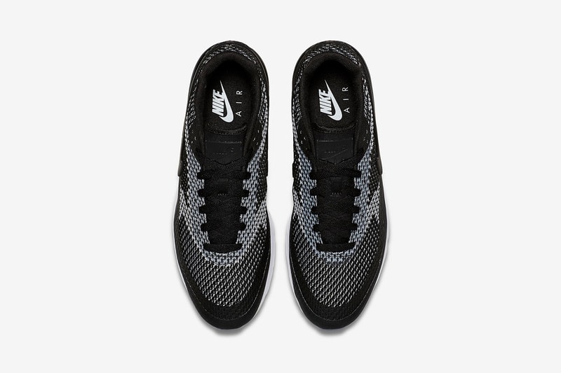The Nike Air Max BW Gets the "Oreo" Treatment