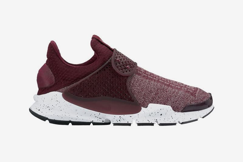 A First Look at the Nike Sock Dart SE "Night Maroon"