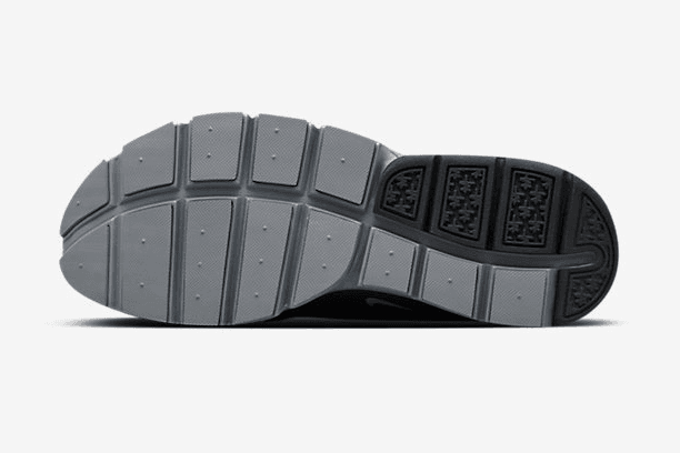 NikeLab Sock Dart Tech Fleece Grey/Black restock