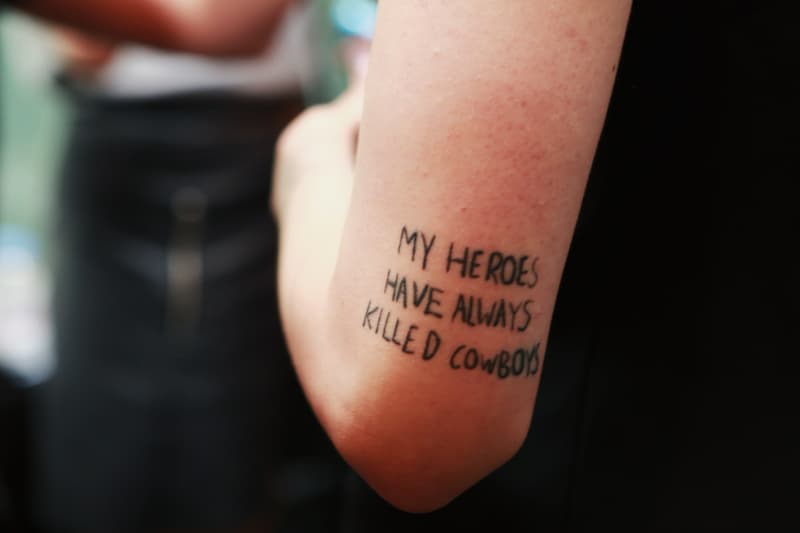 走進 Nasir Mazhar 2017 春夏系列發佈會後台