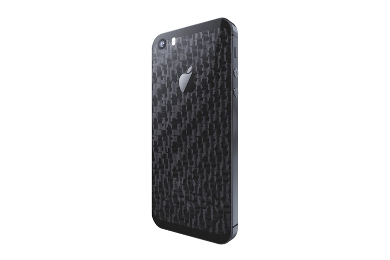 Feld & Volk’s iPhone SE
