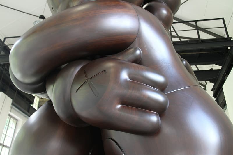 KAWS 於瑞士 More Gallery 舉辦藝術新作展覽