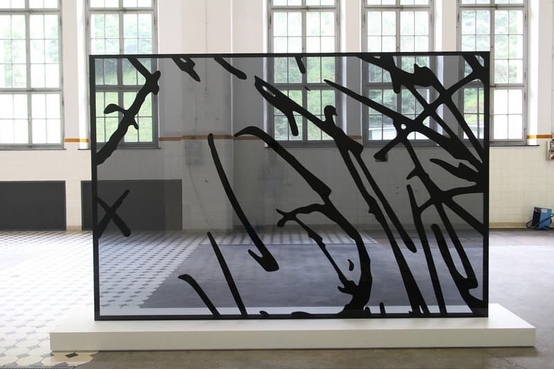 KAWS 於瑞士 More Gallery 舉辦藝術新作展覽