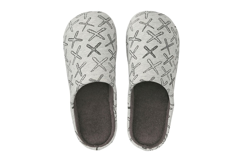 kaws x uniqlo ut relaunch at hong kong with room shoes