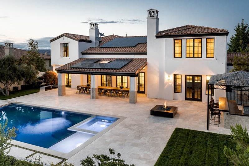 走入 Kylie Jenner $400 萬美元豪宅