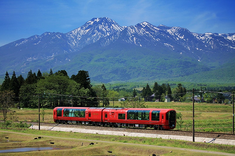 CHIBANSEN/nextstations 打造「開放式」全景視野觀光列車