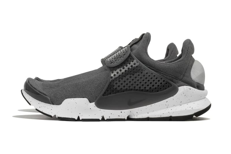 Nike Sock Dart「Triple Black」全黑配色悄然上架！