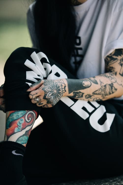 倫敦紋身藝術前線－Sang Bleu 與 Grace Neutral 打造「PHYSICAL」服飾系列