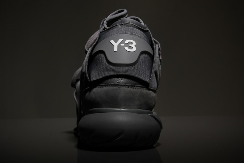 Y-3 Qasa High 全新配色設計「Vista Grey」