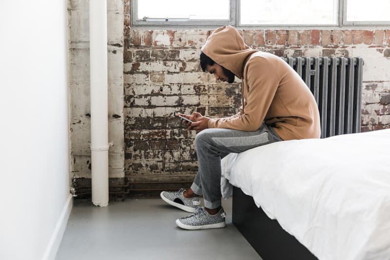 居家也時尚！SLPRS 打造 Yeezy Boost 350 拖鞋系列