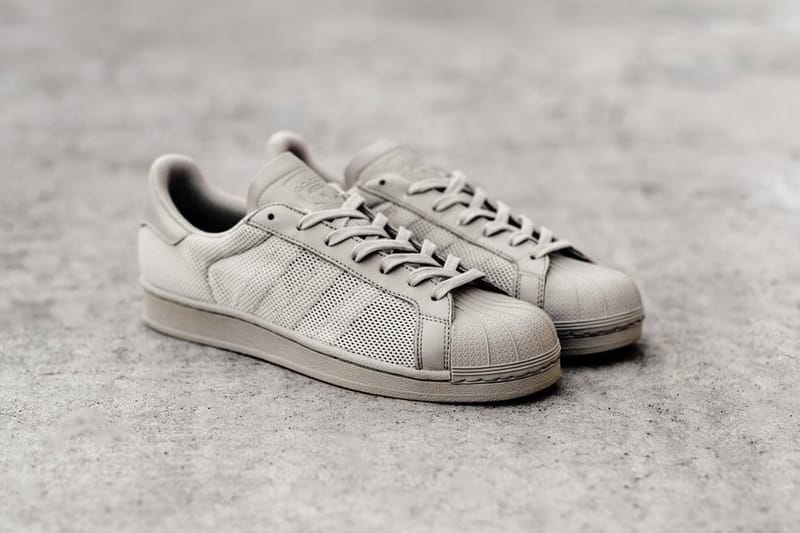 adidas Originals Superstar 全新配色設計「Triple Clear Granite」