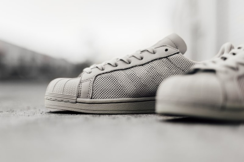 adidas Originals Superstar 全新配色設計「Triple Clear Granite」