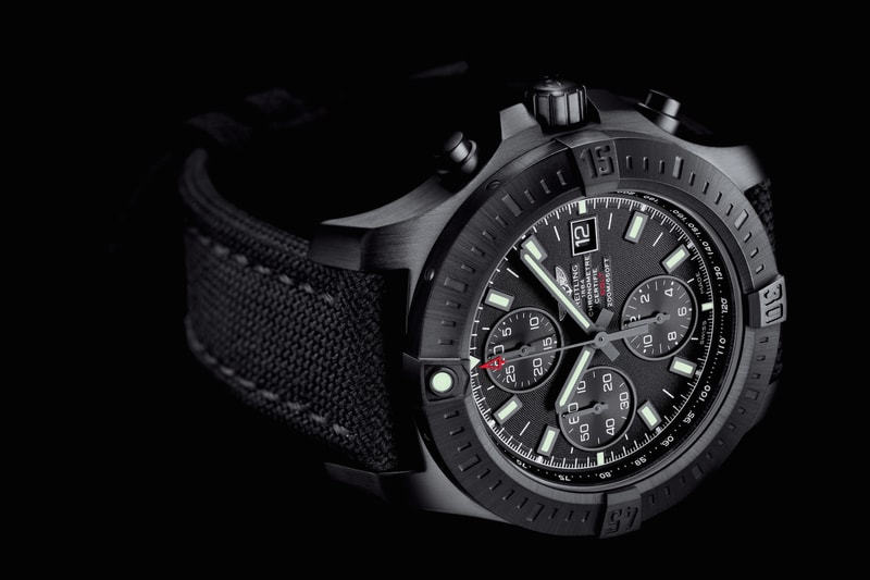BREITLING 最新黑魂 Colt Chronograph Automatic Blacksteel 腕錶