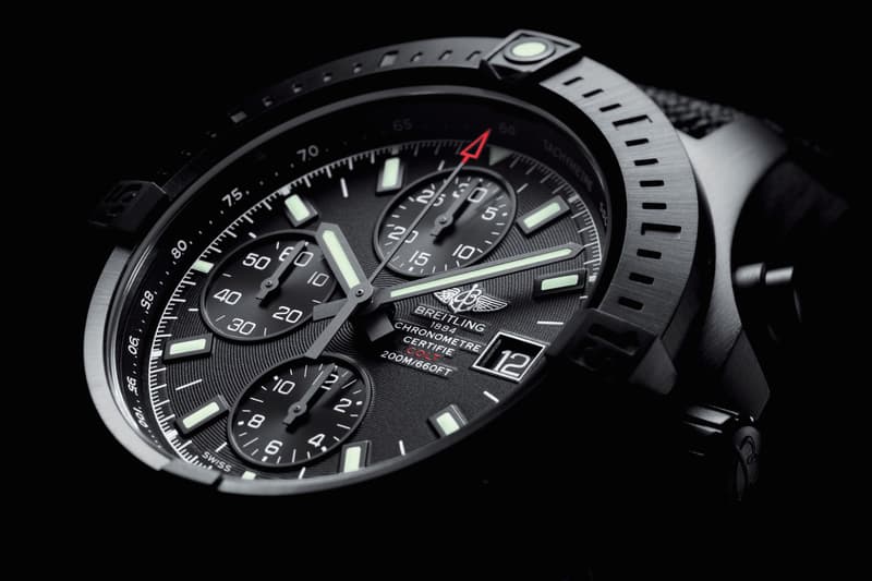 BREITLING 最新黑魂 Colt Chronograph Automatic Blacksteel 腕錶