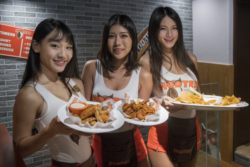 美食 x 美女！率先預覽 Hooters 香港首家分店