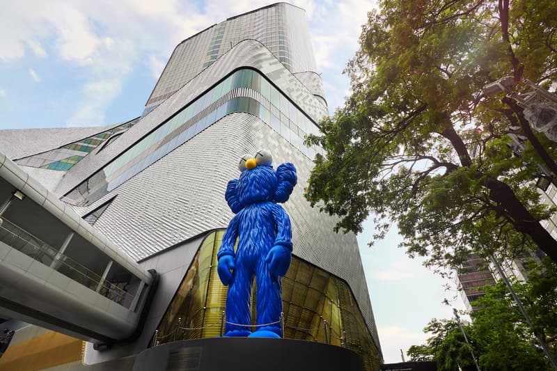 走進 KAWS 全新個人藝術展覽「BFF」