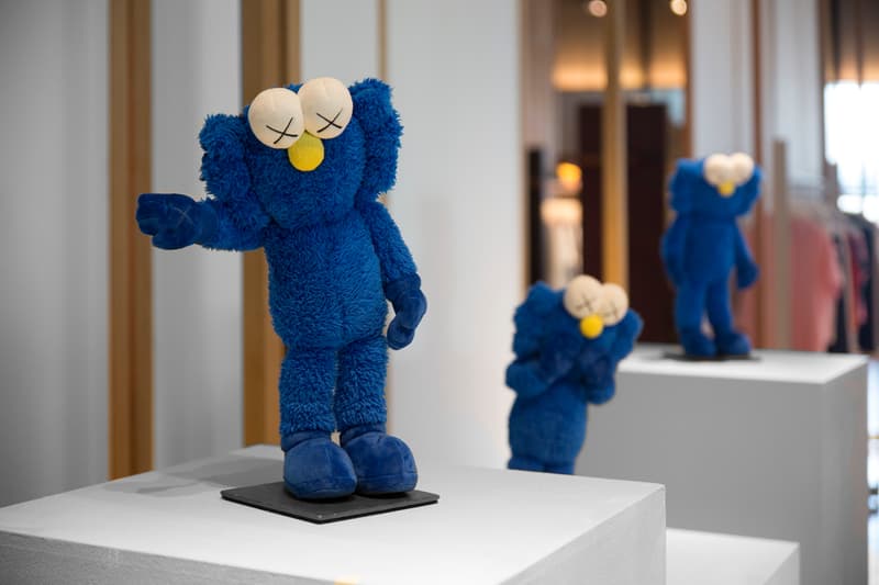 專訪 KAWS 解構最新曼谷「BFF」個人藝術作品展