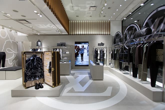 近 4 千人圍攻伊勢丹﹣ 率先走進 Louis Vuitton x fragment design 期間限定店