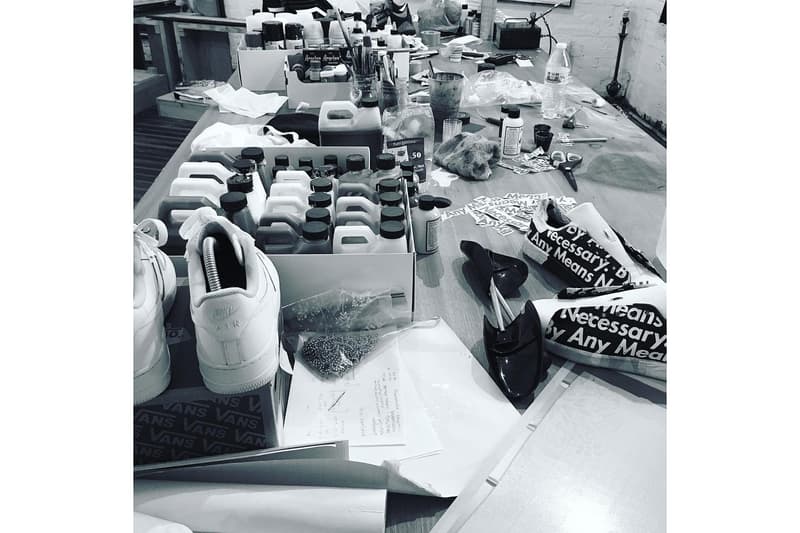 Sydney Kay Customs 打造 adidas Stan Smith「Supreme」客製版本