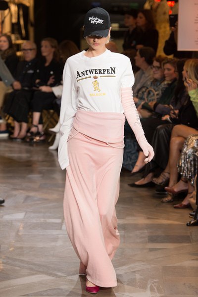 推出 18 單位聯乘－Vetements 2017 春夏系列預覽