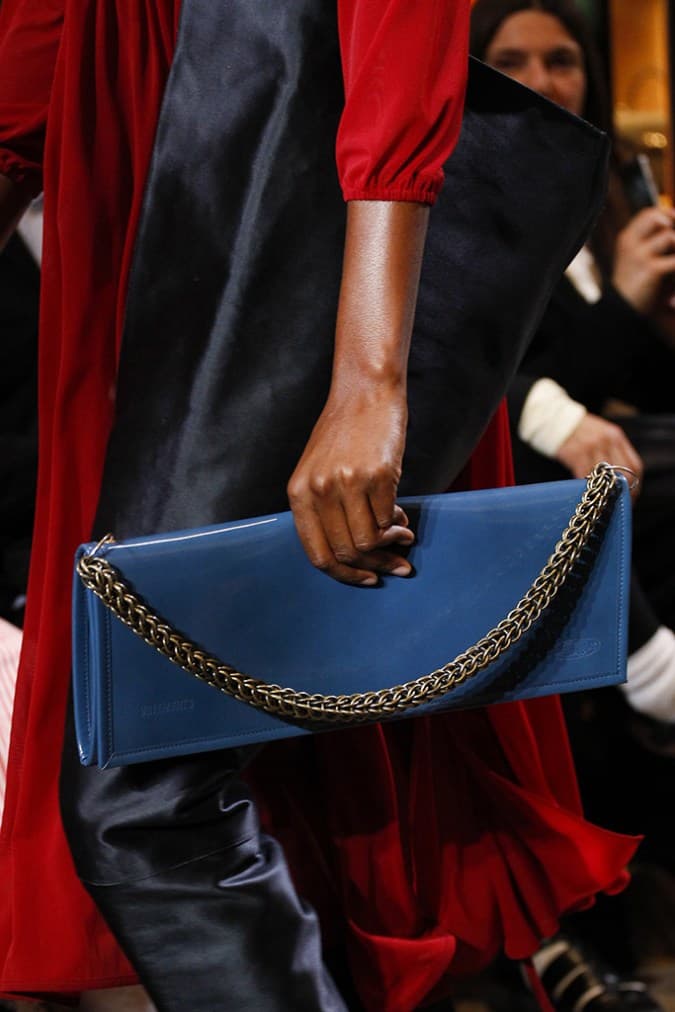 一覽 Vetements x Eastpak 聯名 Clutch Bag 系列