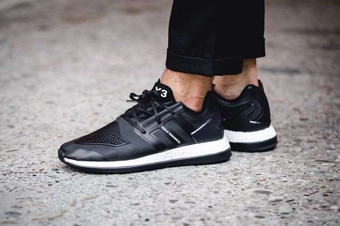 Y-3 Pure Boost ZG 全新配色設計「Core Black」