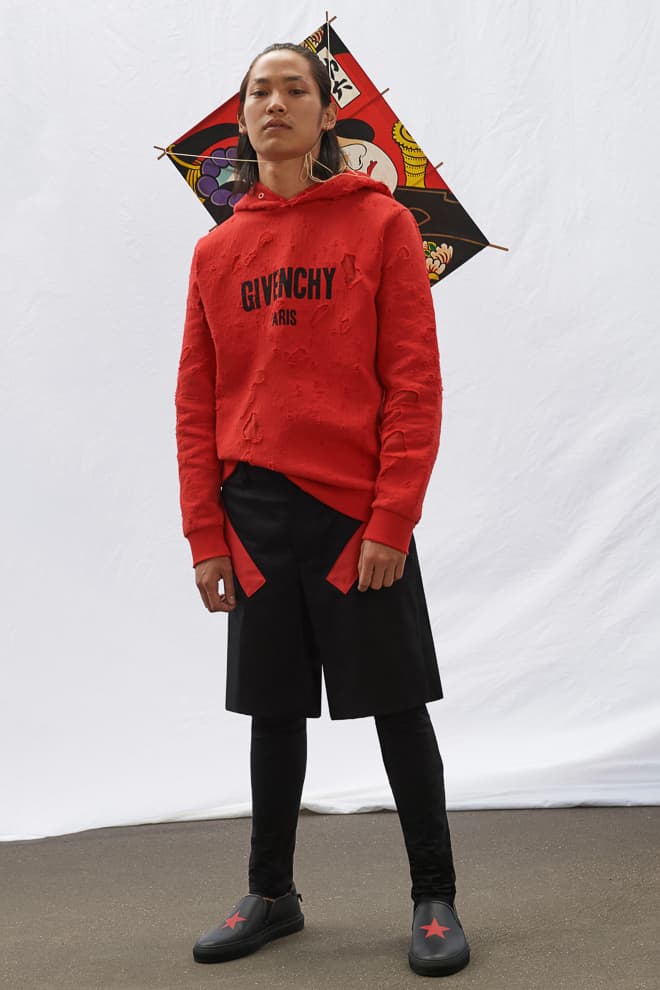 Givenchy x Isetan 全新「Givenchy Essentials」系列