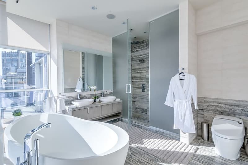 走進 Kim Kardashian 每晚租價 1 萬美元豪宅