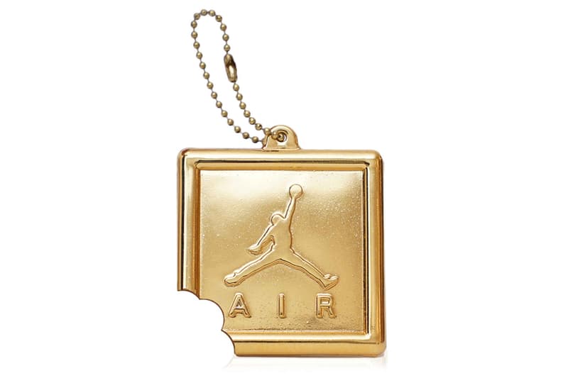 Matthew Senna 打造「奧運」主題 Air Jordan 吊墜