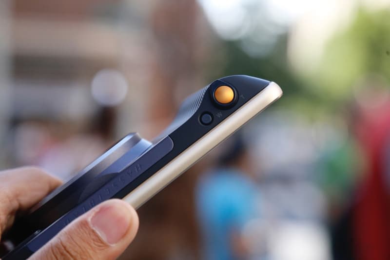 Hasselblad 推出 Moto Z 手機專用「True Zoom」相機模塊