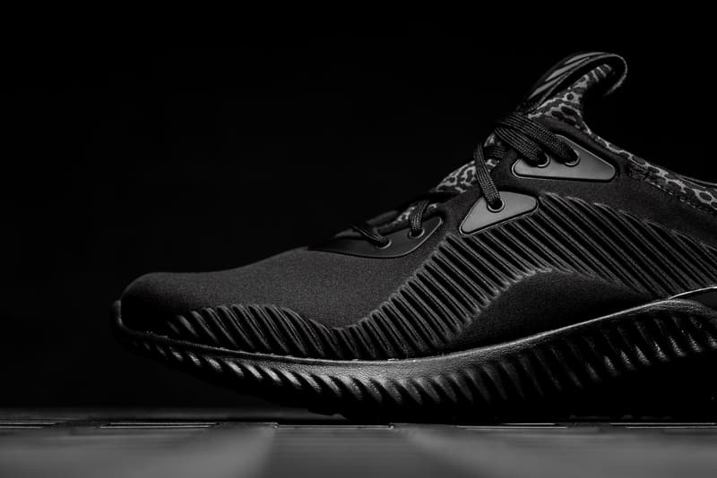 近賞 adidas 最新 AlphaBOUNCE「Core Black」黑魂配色
