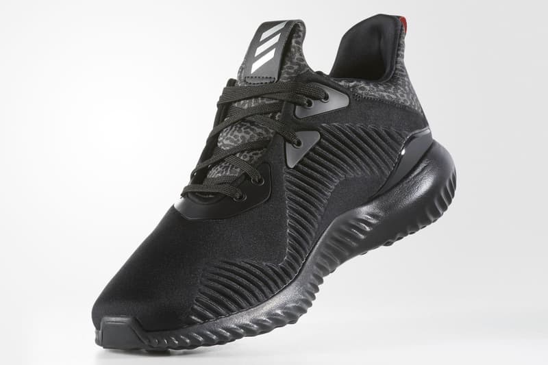 adidas AlphaBOUNCE All Black