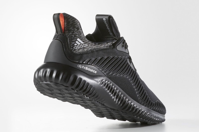 adidas AlphaBOUNCE All Black