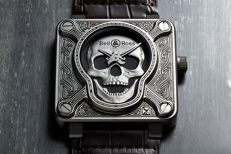 Bell & Ross BR01 Burning Skull 將骷髏暗黑風進行到底