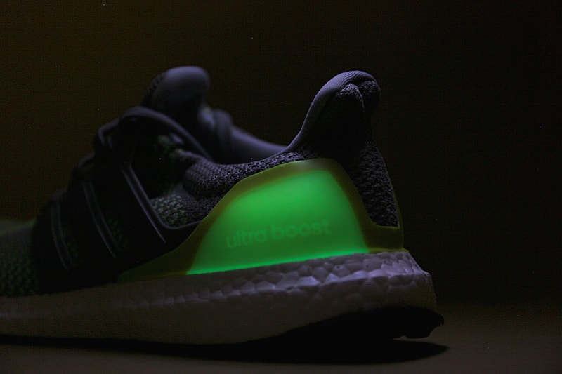 adidas UltraBOOST 別注 ATR 系列