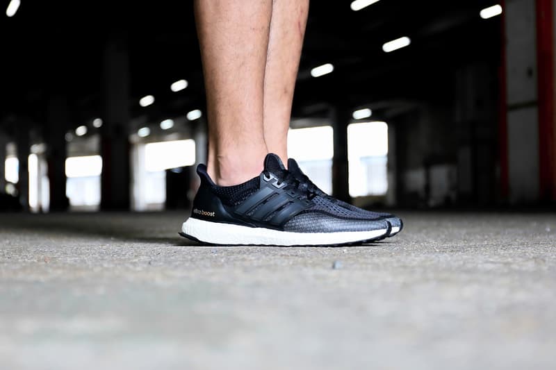 adidas UltraBOOST 別注 ATR 系列