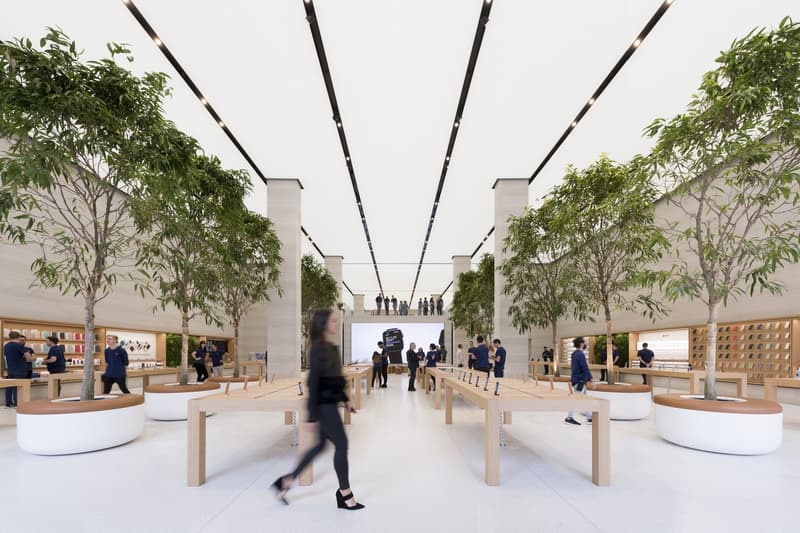 率先走進重新開業的 Apple 倫敦 Regent Street 分店