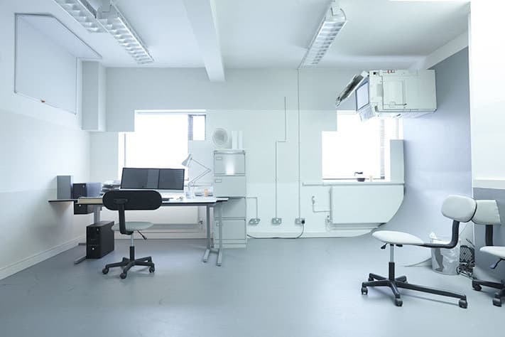 慎入！FKA Twigs 親自主理恐怖藝術展覽細節公開