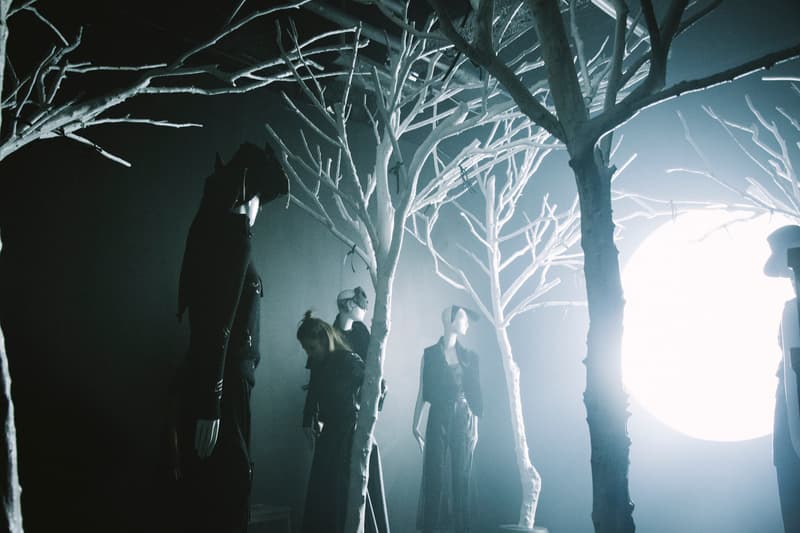 率先走進 JOYCE 時尚秘境「The Golden Needle」三維虛擬實境舞台