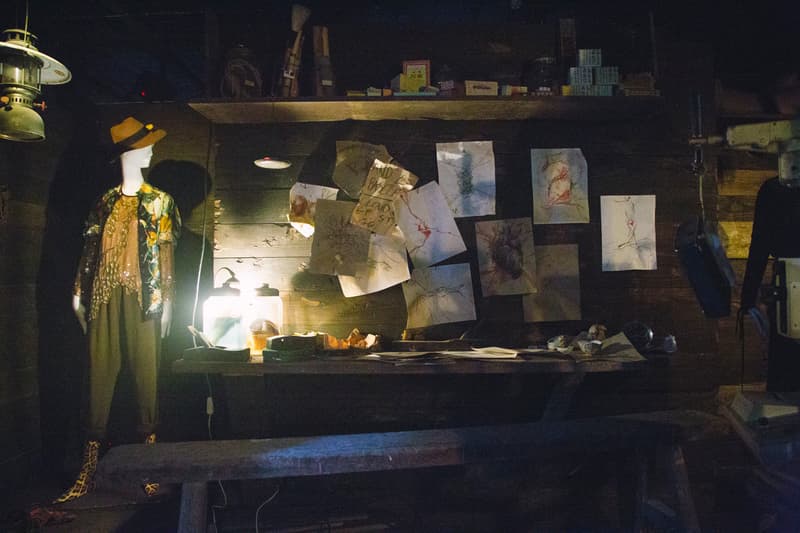 率先走進 JOYCE 時尚秘境「The Golden Needle」三維虛擬實境舞台