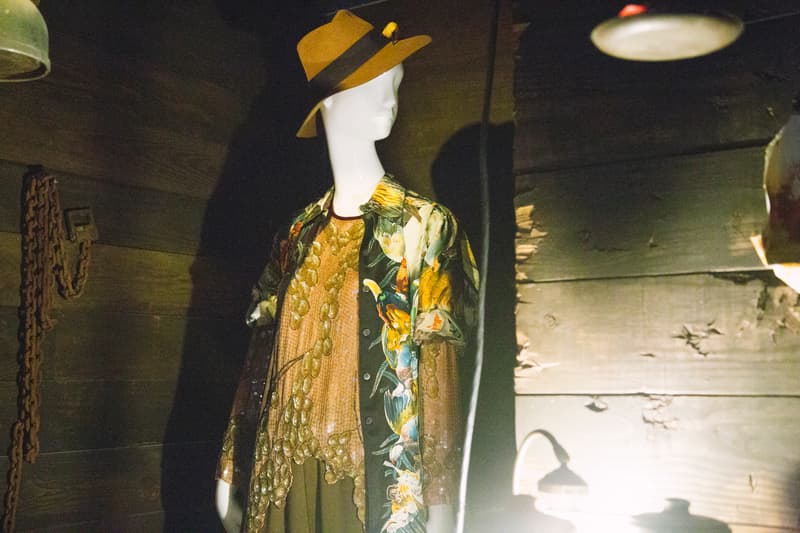 率先走進 JOYCE 時尚秘境「The Golden Needle」三維虛擬實境舞台