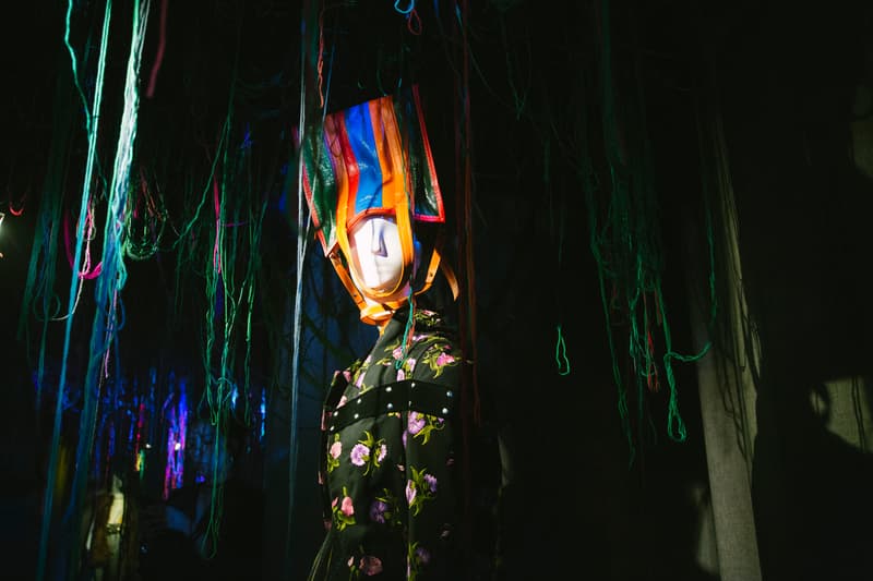 率先走進 JOYCE 時尚秘境「The Golden Needle」三維虛擬實境舞台