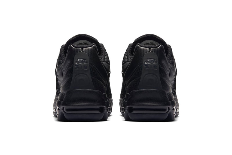 Nike Air Max 95 Ultra Blacked-out