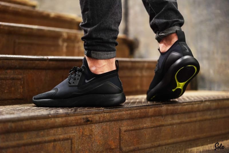 Nike LunarCharge "Triple Black"