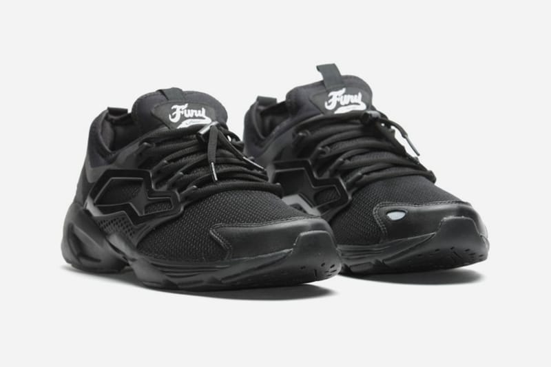 Reebok Fury Adapt 最新黑、白配色